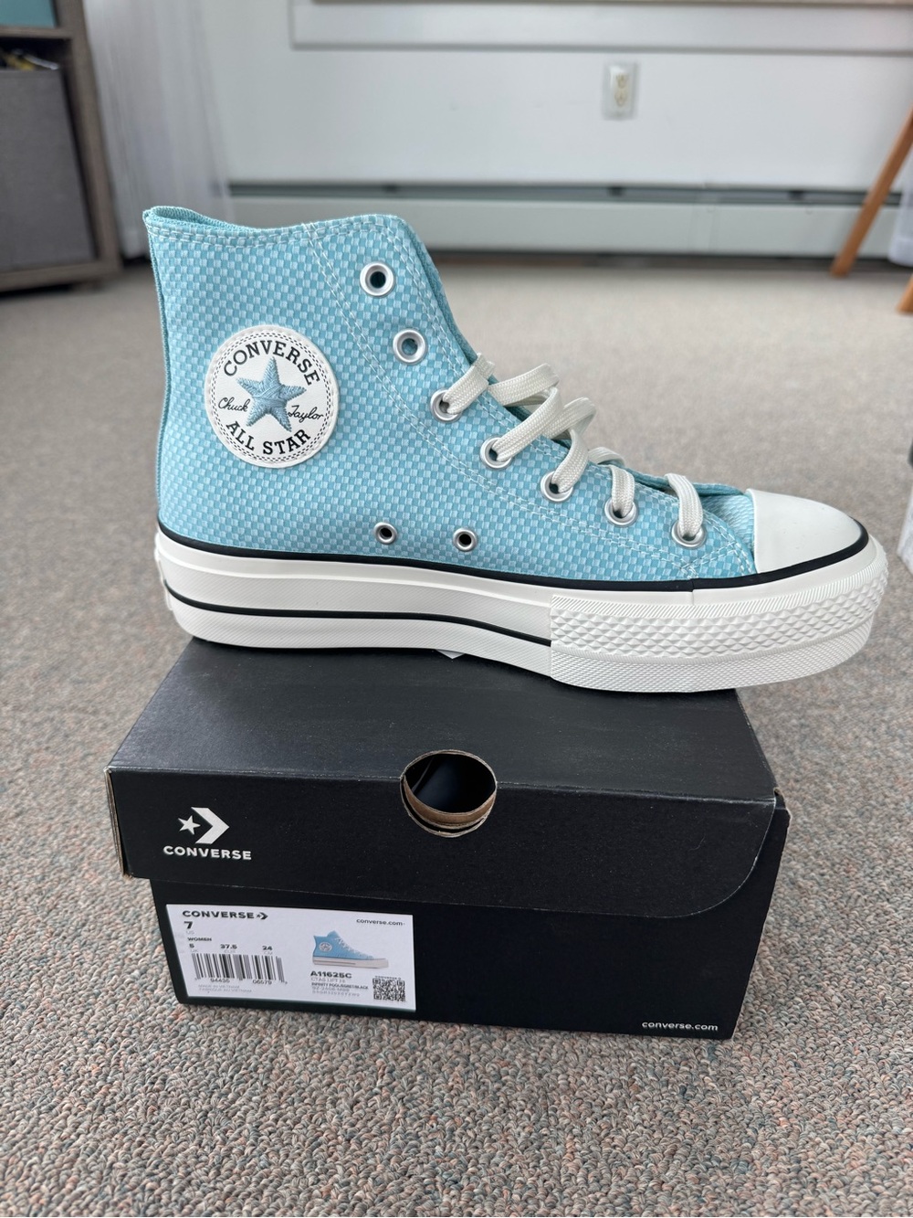 Converse High Top Platform Sneaker in Light Blue Size 7